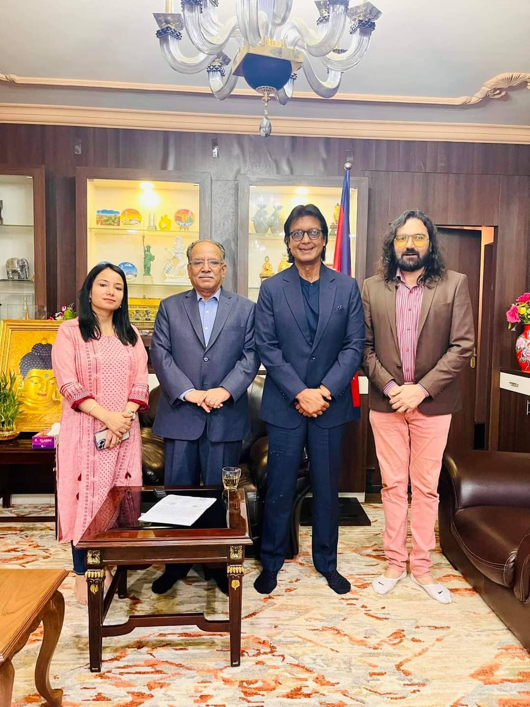 राजेश हमाल माओवादीमा प्रवेश गर्न लागेका हुन् ?