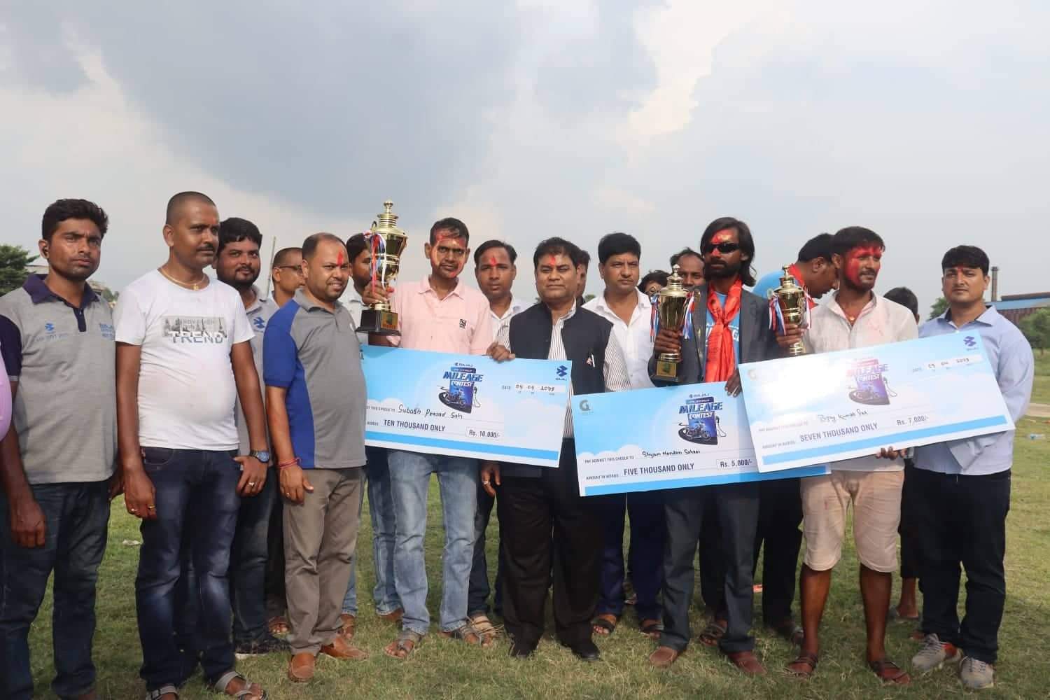 रौतहटमा बजाज माईलेज कन्टेस्ट प्रतियोगिता कार्यक्रम गरूडामा सम्पन्न