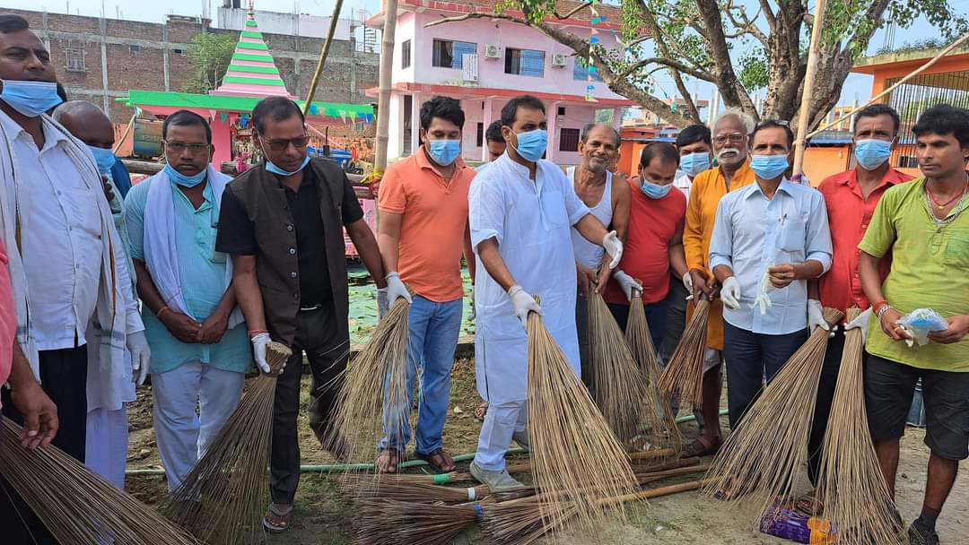 कटहरिया नगरपालिका द्धारा सरसफाई कार्यक्रम सम्पन्न