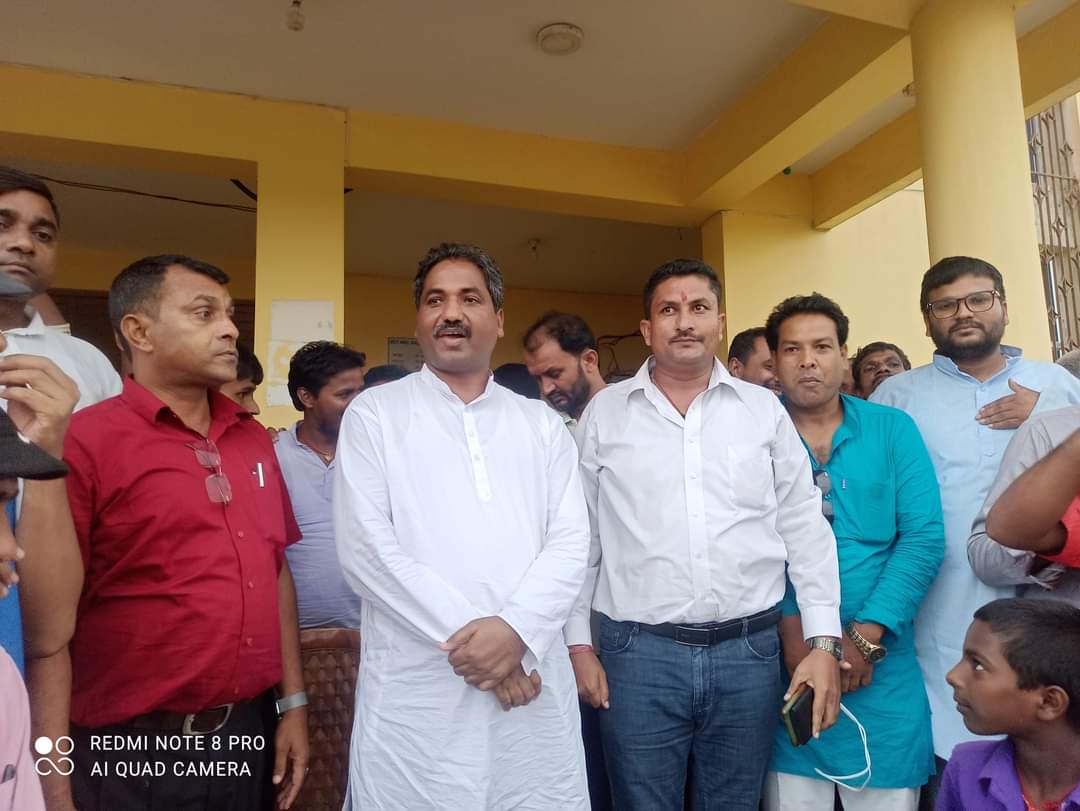 जसपा संग एमालेले गठबन्धन गरेको भन्दै प्रभु साहद्धारा स्वतन्त्र उम्मेदवारी दर्ता