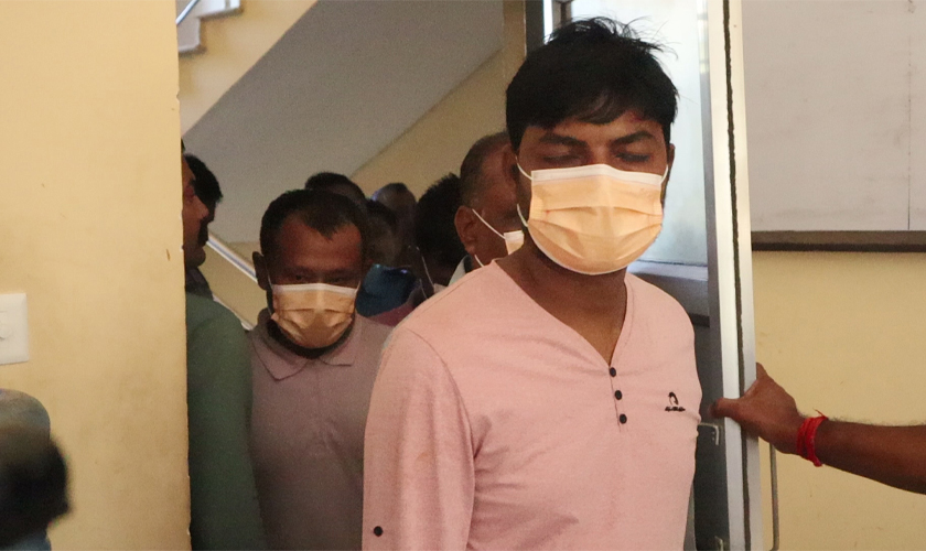 खानेतेल चोरी गरी बेच्ने ४ जना पक्राउ