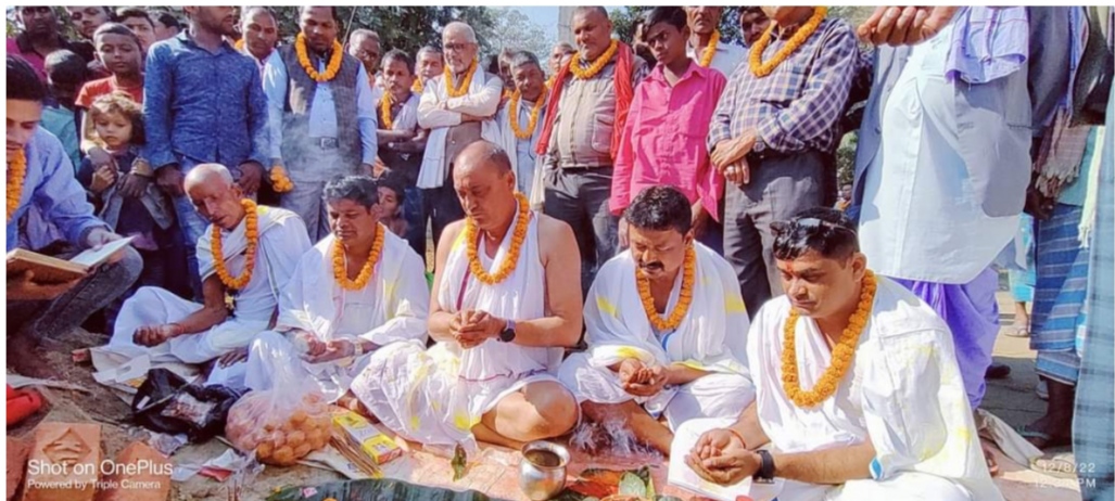 देवप्रसाद तिमल्सिनाद्वारा गरुडा समनपुर सडक खन्डको शिलान्यास