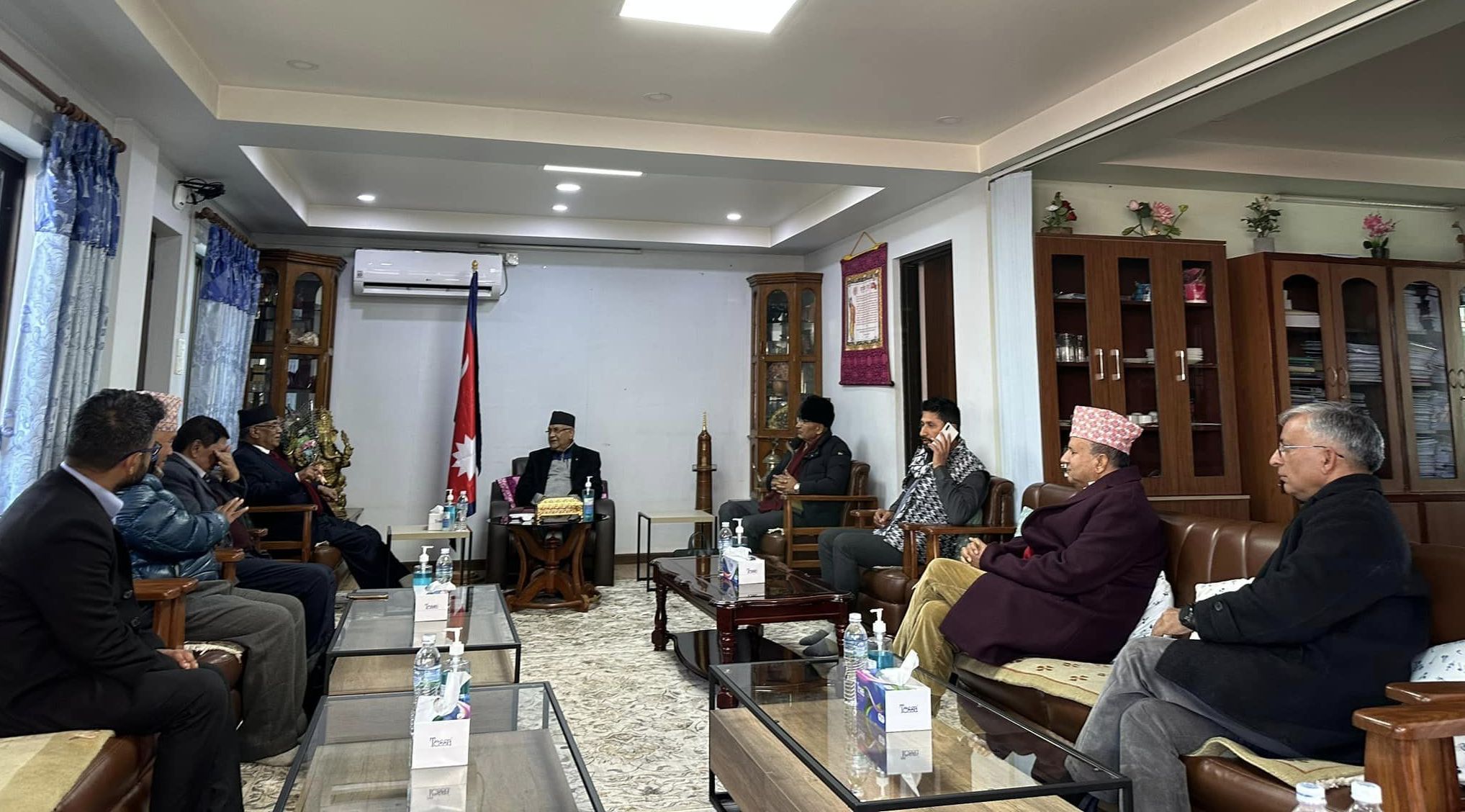 प्रचण्डलाई प्रधानमन्त्री बनाउन ७ दलको समर्थन