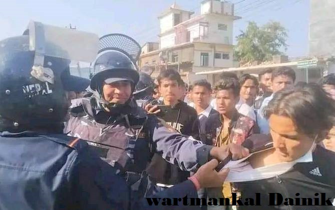 विद्यार्थीमाथि ३८ सेल अश्रु ग्यास प्रहार २१ जना पक्राउ