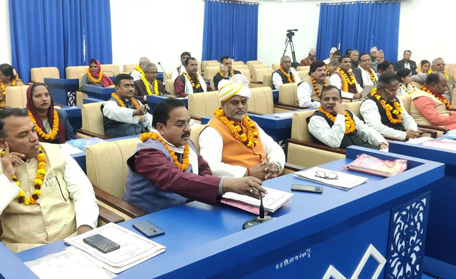 मधेश प्रदेश सभाका सदस्यले लिए पद तथा गोपनीयताको शपथ