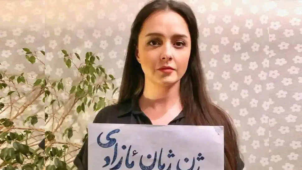 चर्चित इरानी अभिनेत्री तरानेह अलिदोस्ती पक्राउ