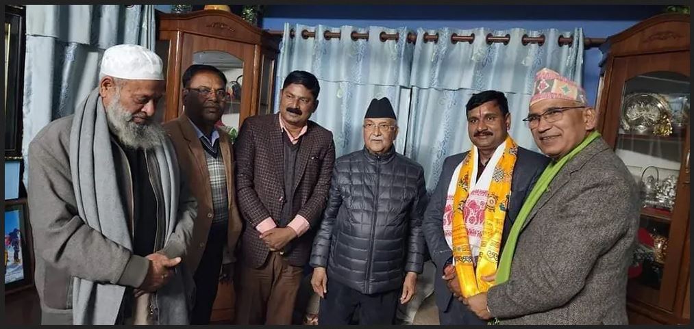 रौतहटका निर्वाचित स्वतन्त्र सांसद किरण साह एमालेमा प्रवेश