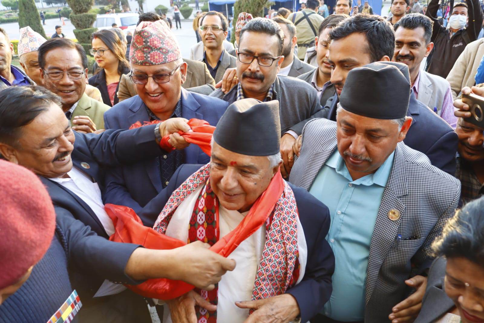 राष्ट्रपतिमा नेपाली कांग्रेसका वरिष्ठ नेता रामचन्द्र पौडेल निर्वाचित