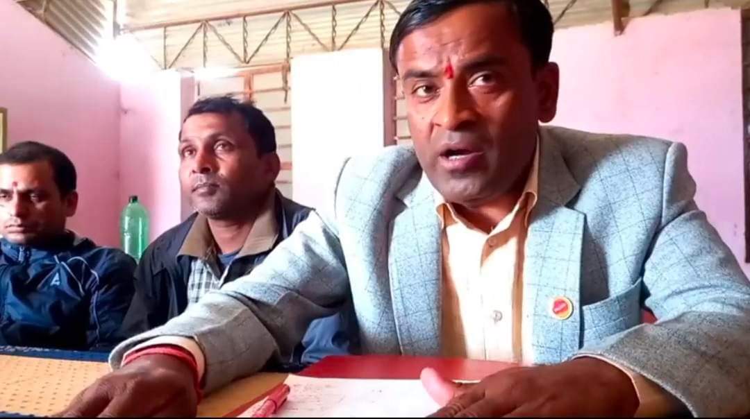 प्रअ कुश्वाहा माथि मेयर यादवको कडा एक्सन,फर्जी हाजिरी गर्ने माथि कडा कारबाही गर्ने चेतावनी