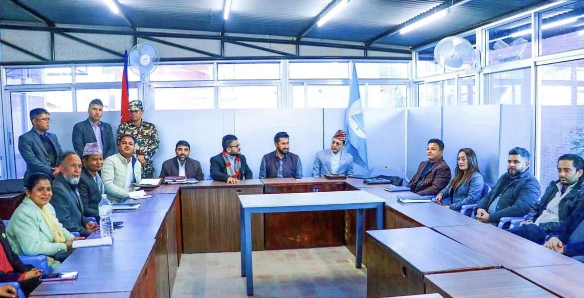 प्रधानमन्त्री प्रचण्डलाई विश्वासको मत दिने रास्वापाको निर्णय