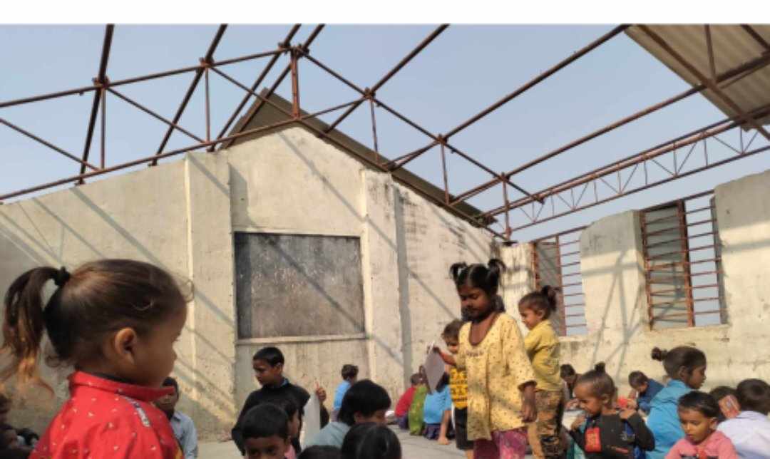 रौतहटको एक बिधालयको बिडम्बना, श्रीमतीको सट्टामा श्रीमान शिक्षक ,बिधालय भद्रगोल