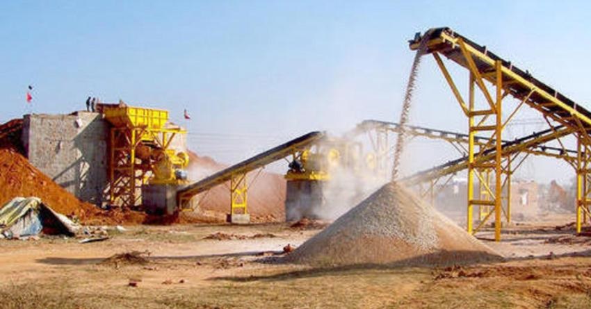 रौतहटमा अबैध क्रशर उद्योगको चलखेल, नियमनकारी निकाय कानमा तेल हालेर बेखबर