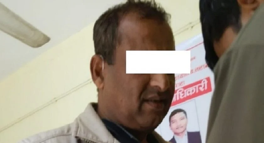 सिरहामा अवैध रूपमा गिटी बालुवा उत्खनन गरेको आरोपमा एक क्रसर व्यवसायी पक्राउ