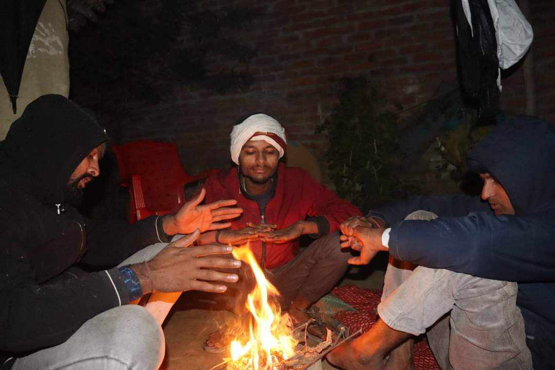 शीतलहर र चिसोको कहरले रौतहटका गरिब तथा विपन्न परिवारको अवस्था नाजुक
