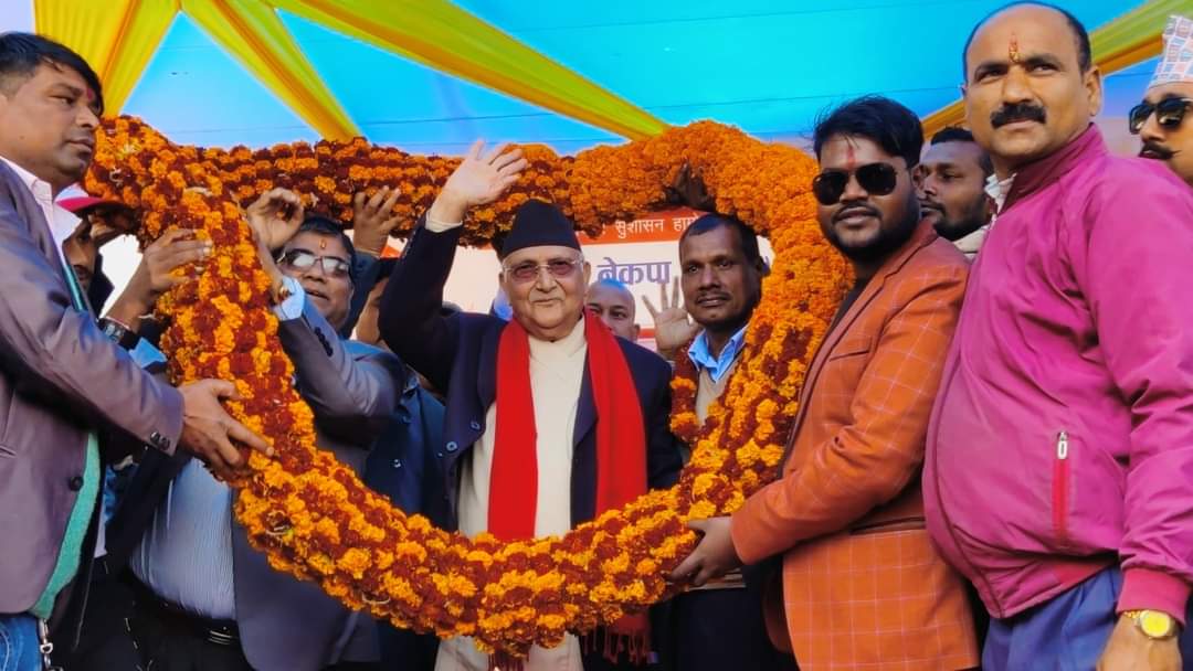 नेकपा एमालेका अध्यक्ष केपी ओलीलाई रौतहटमा भव्य स्वागत