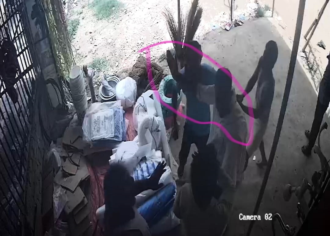 जग्गा खरिदकर्तालाई वडा सदस्य किशुन महतोले गरे निर्मम कुटपिट