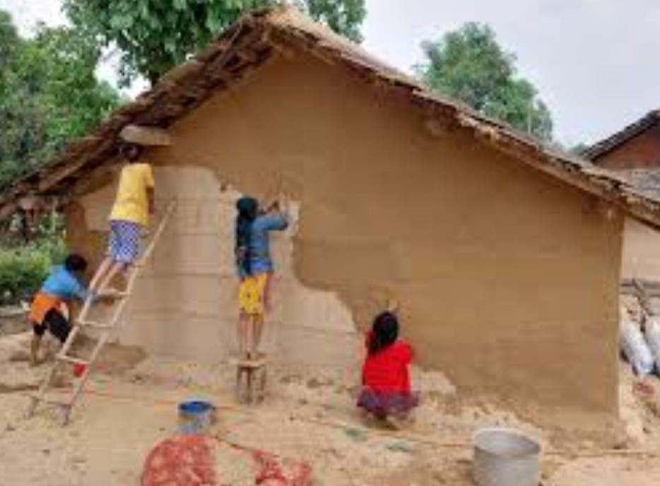 दीपावली र छठ नजिकिंदा, रौतहटमा घर रङरोगन गर्न भ्याइनभ्याइ