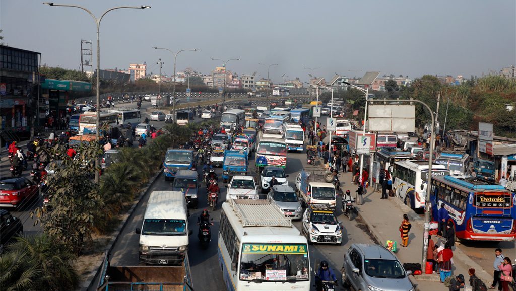२४ घन्टामा ५६ हजार यात्रु काठमाडौं भित्रिए