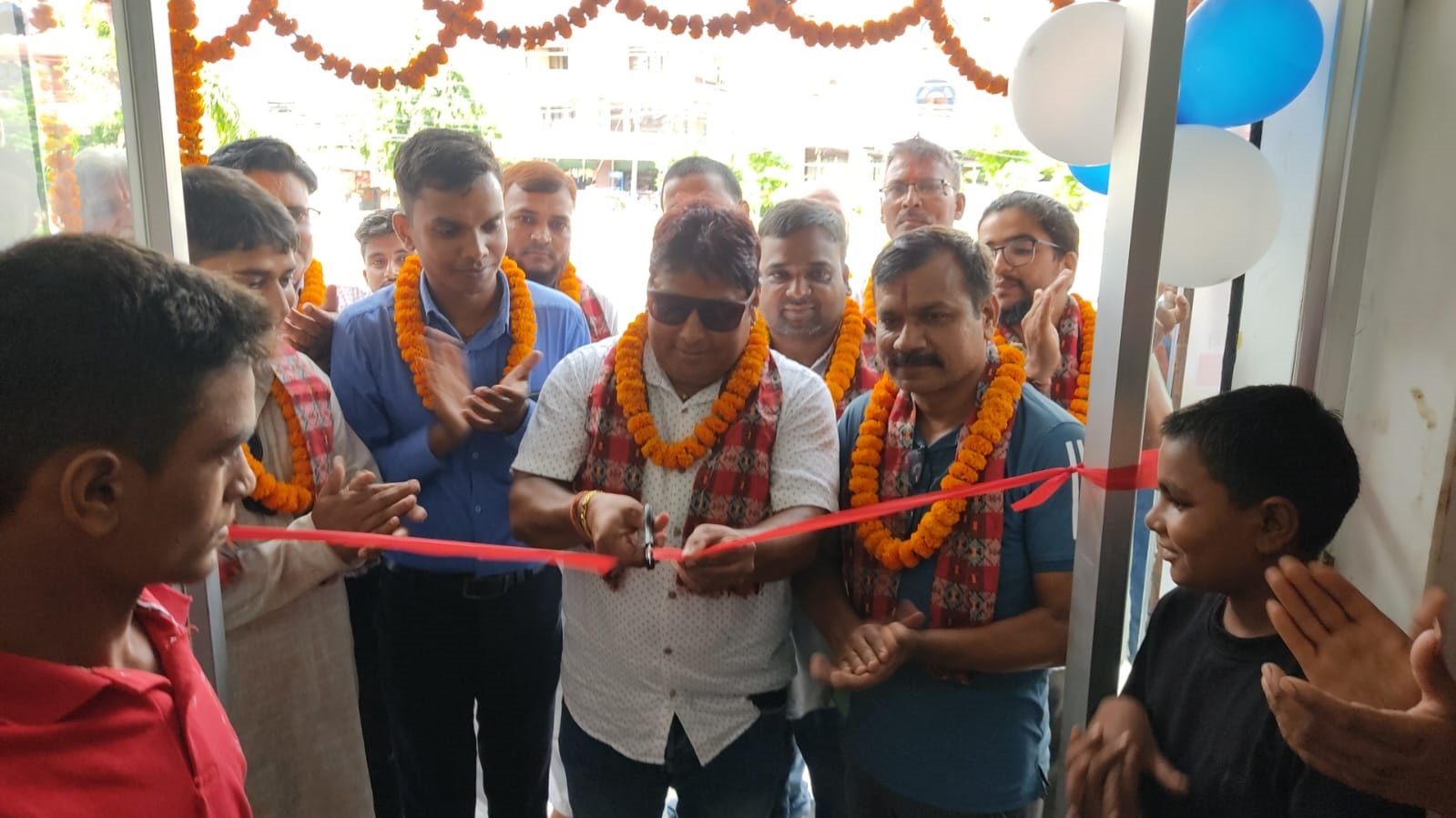 रौतहटको चन्द्रपुरमा होण्डा मोटरसाईकल र स्कुटरको शो रुमको उद्धघाटन