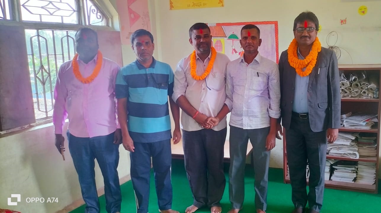 १६ बर्षे सेवा पश्चात श्री प्रा.वि पोठियाहिबाट प्रधानाध्यापक नागेन्द्र पाण्डेको बिदाई