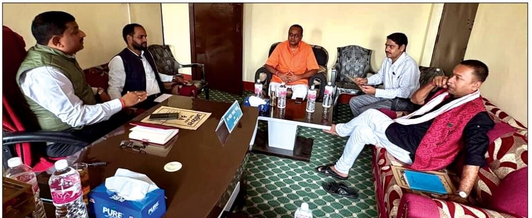 सरकारसित सत्तारुढ दलकै नेताहरु असन्तुष्ट कामकाज सुस्त भएको हिसाब मुख्यमन्त्रीसित लिने