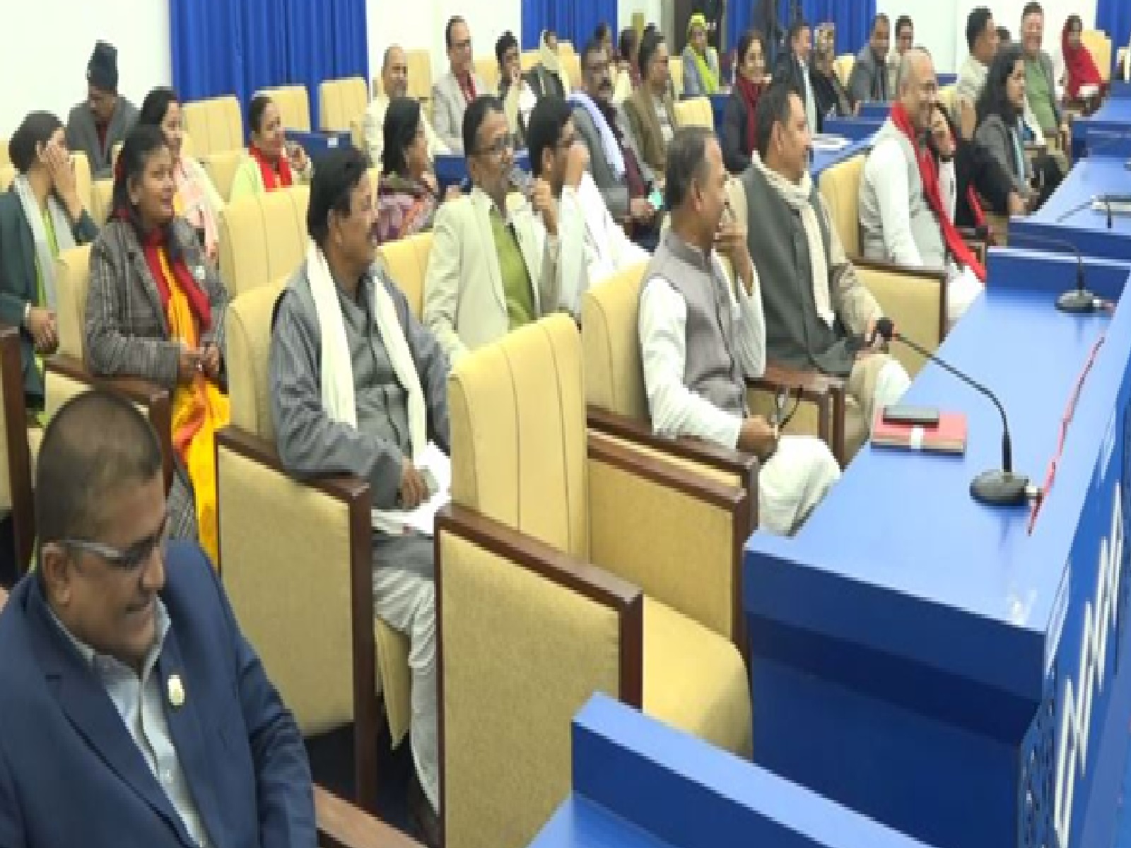 उपभोक्ता समितिबाट काम गराउने गरी संकल्प प्रस्ताव मधेस प्रदेशसभाबाट बहुमतले पारित