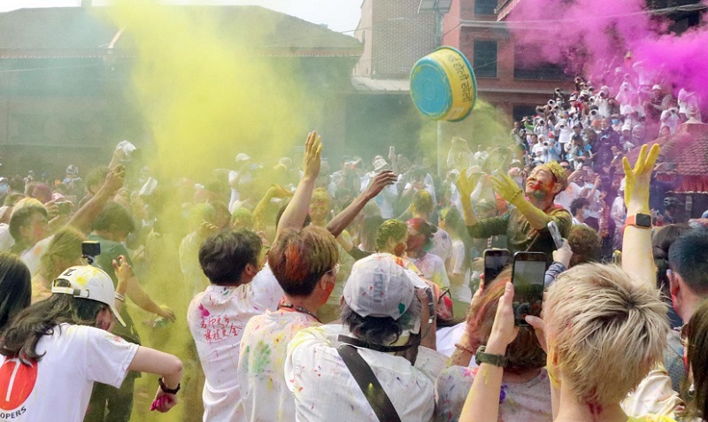 आज हिमाली र पहाडी भेगमा फागु अर्थात होली पर्व मनाइँदै