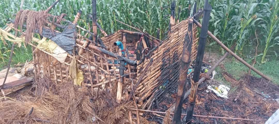 चट्याङका कारण दुई स्थानमा भीषण आगलागी, ५० लाख रुपैयां भन्दा बढीको क्षति