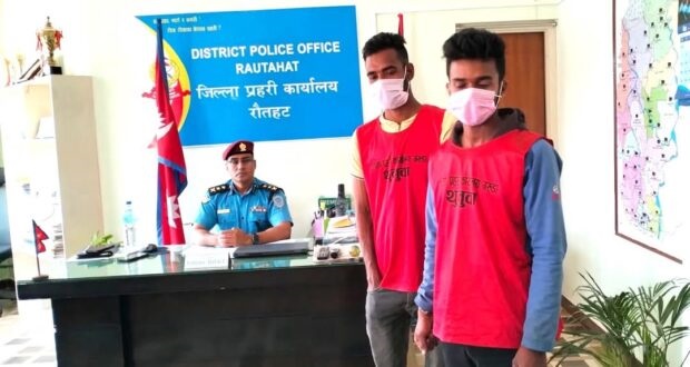 बृन्दावनको जंगलमा फेला परेको महिलाको शव लुकाउने दुई जनालाई प्रहरीले गरे सार्वजनिक