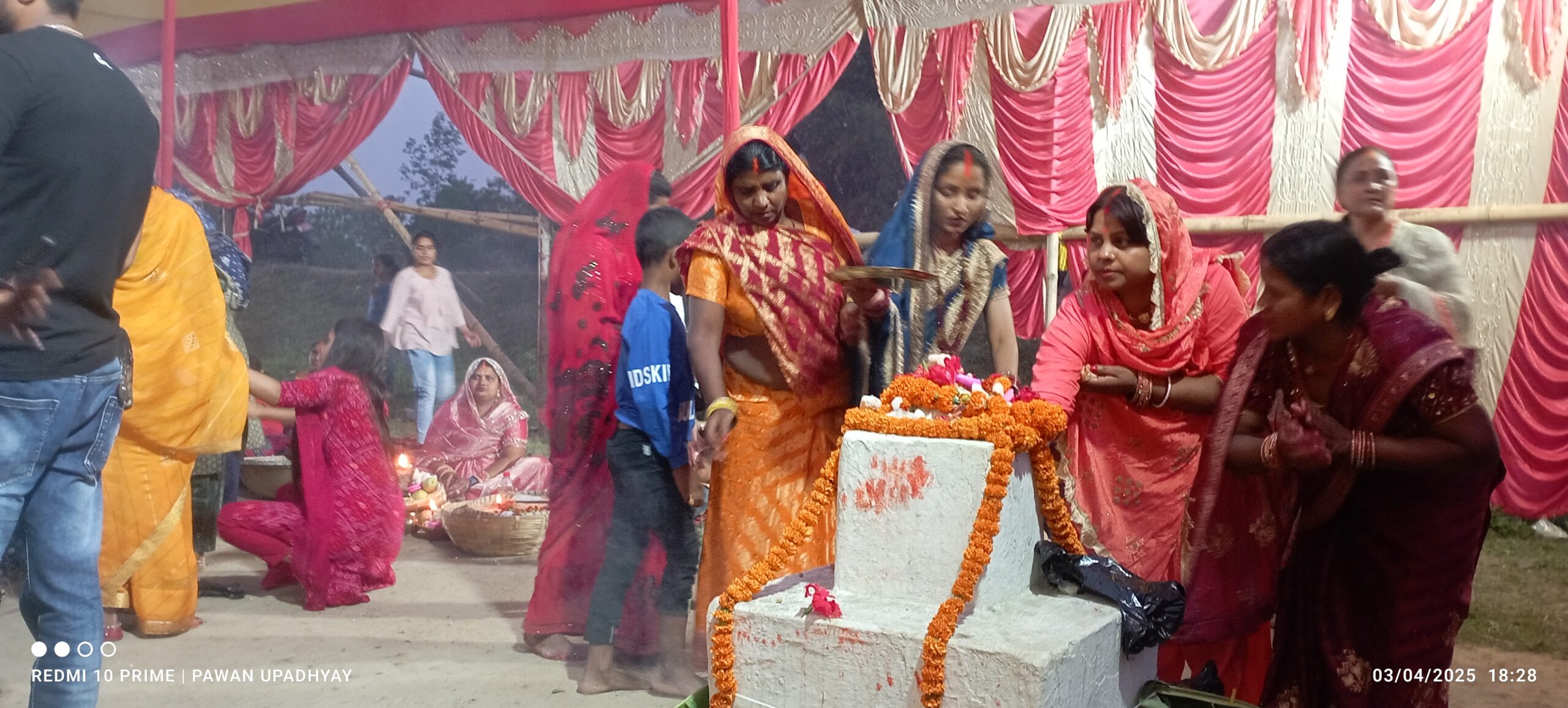 उदाउँदो सूर्यलाई अर्घ दिई समापन गरियो चैते छठ