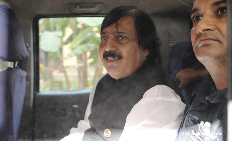 जिउँदै ईट्टाभट्टामा जलाएको घटनाका आरोपी पूर्वमन्त्री अफताब आलम जेलमुक्त