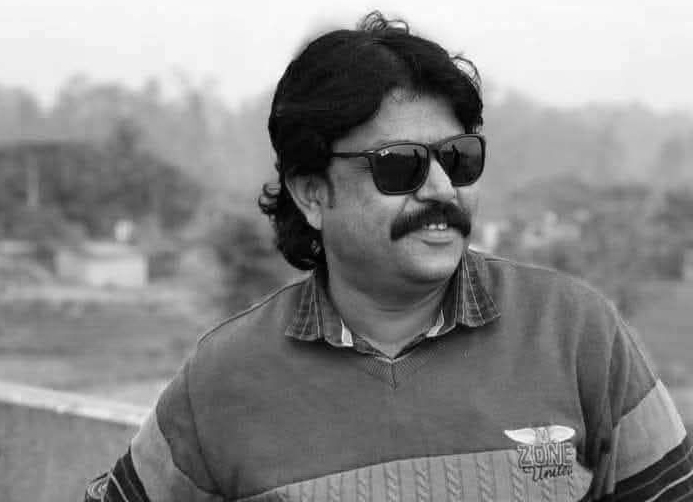 सडकमा दुई साँढे बीचको लडाइँमा परेर एकजनाको मृत्यु