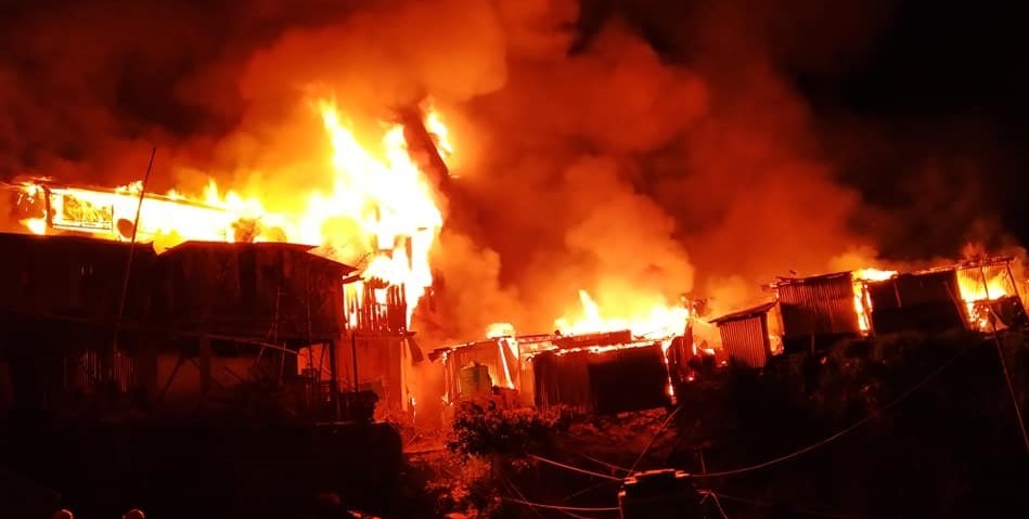 हुम्लाको उनापानी गाउँमा आगलागी हुँदा, ८ घर जलेर नष्ट