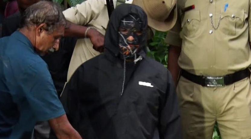 सयौँ महिलाको शव गाडेको दाबी गर्ने व्यक्ति पक्राउ