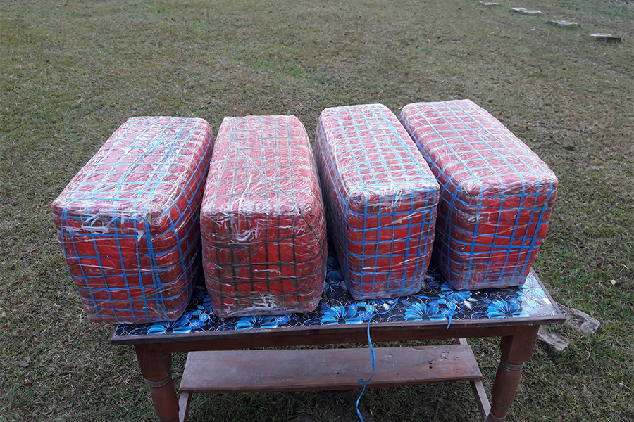 उदयपुरमा २४० केजी गाँजासहित कार नियन्त्रणमा