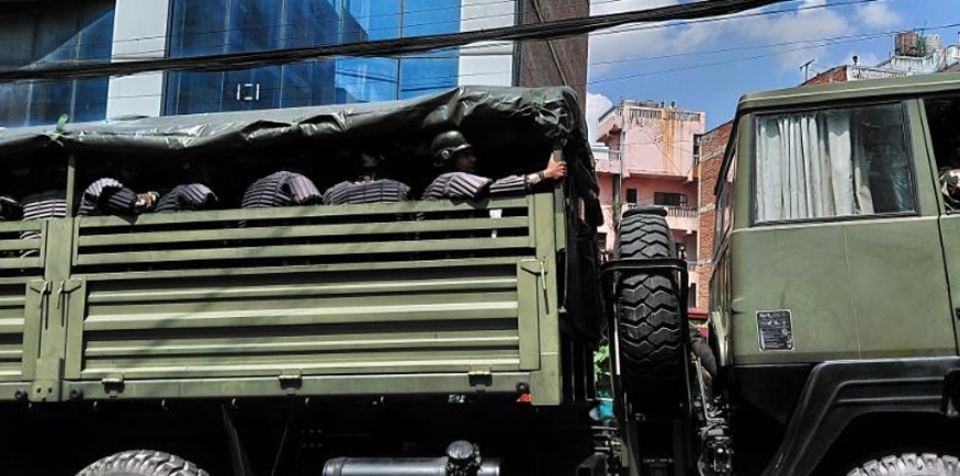 जेनजीको प्रदर्शनमा बानेश्वर क्षेत्रमा कर्फ्यू जारी भएपछि पुग्यो सेना