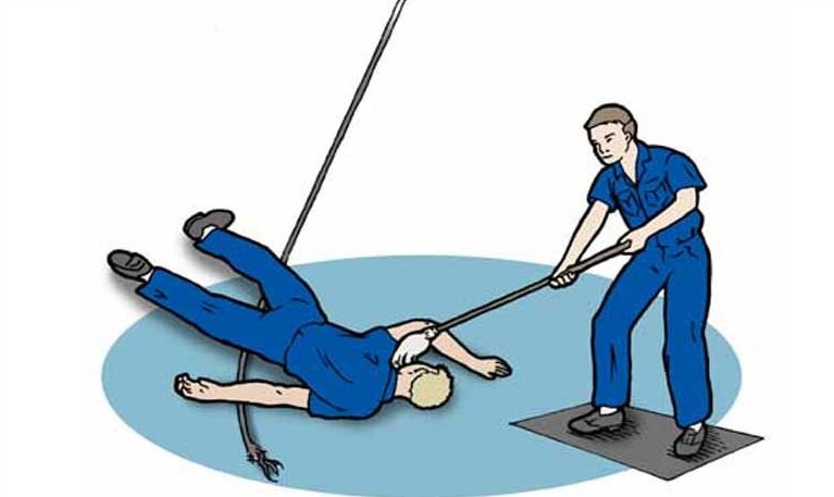 कपडा सुकाउने क्रममा करेन्ट लागेर एकजनाको मृत्यु