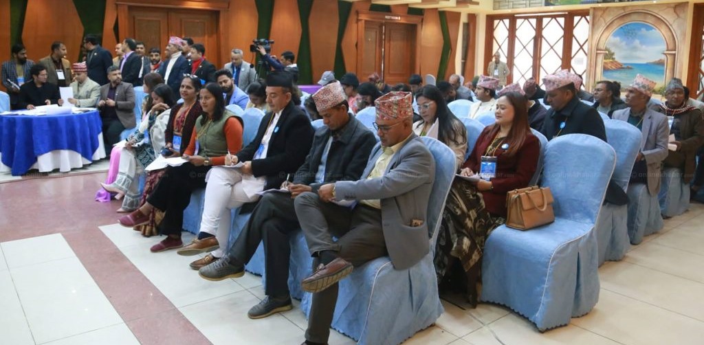 रास्वपाको समानुपातिक उम्मेदवार छान्ने प्रारम्भिक मतदान सुरु