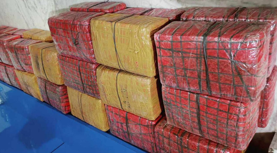 मोरङमा गाँजा तस्कर समात्न प्रहरीले चलायो गोली