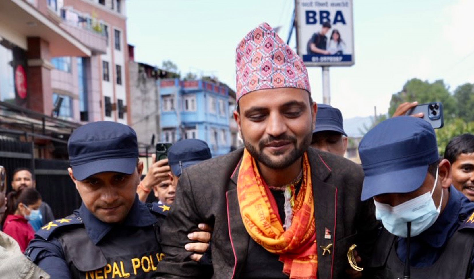 गृहमन्त्रीको राजिनामा माग गर्दै डा. निकोलस भुसाल पक्राउ