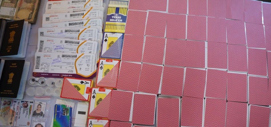 लेन्स र चिप प्रयोग गरी क्यासिनो खेलाउने समूह पक्राउ