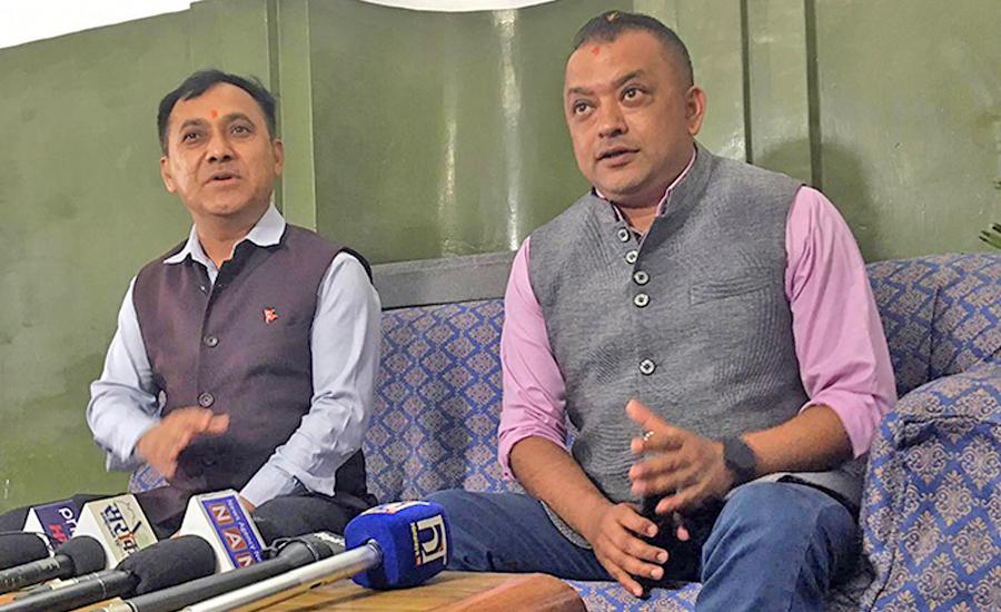 कांग्रेसभित्र मतभेदकै बीच विशेष महाधिवेशन आह्वान