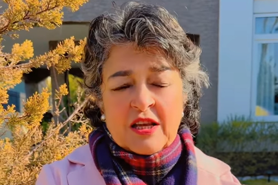 गगनलाई बधाइ दिंदै सुजताले भनिन्– पार्टी फुटेको होइन, नेतृत्व परिवर्तन मात्रै भएको हो