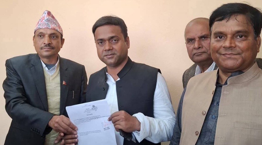 रौतहट–२ : अफताब आलमका छोराले कांग्रेसबाट मनोनयन दर्ता