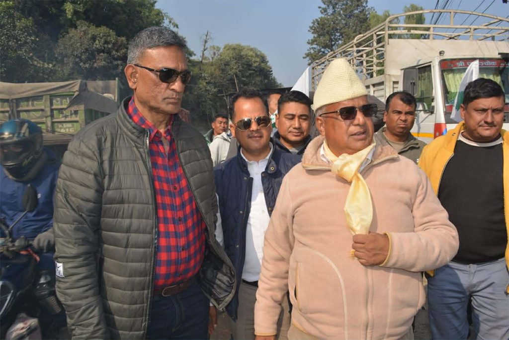 रास्वपा परित्याग गरेका पूर्वडीआईजी रमेश खरेल कांग्रेसको चुनावी कार्यक्रममा