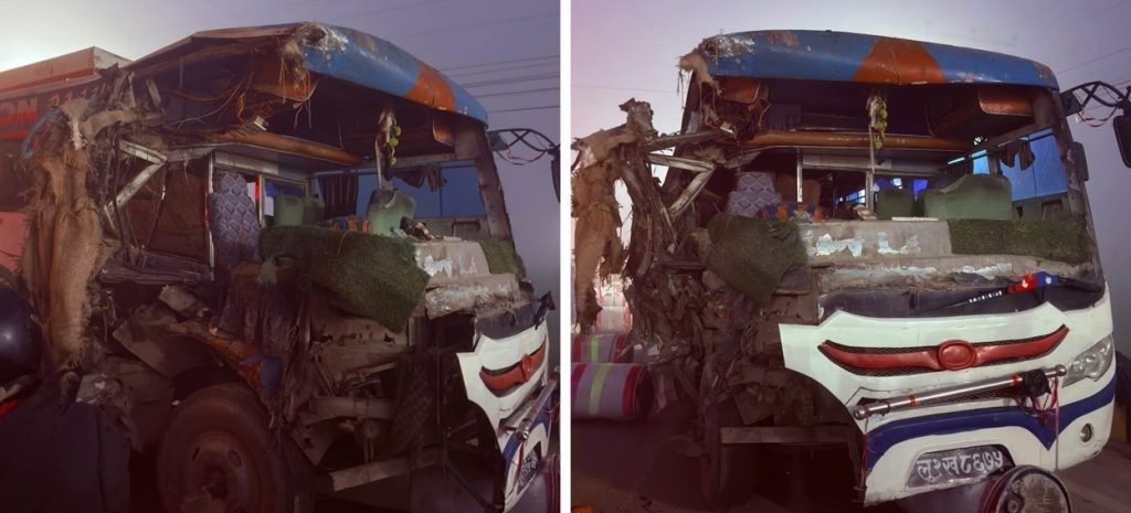 स्कुल बस र ट्याक्टरको ठक्करबाट रुपन्देहीमा २१ जना विद्यार्थी घाइते