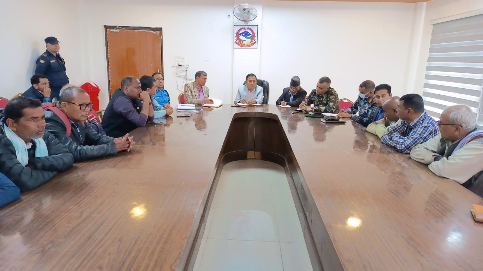 भारतीय विदेशी नम्बर प्लेटका सवारीमाथि प्रशासनको प्रतिबन्ध