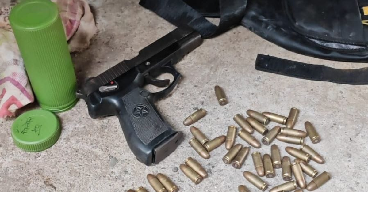 प्रहरीको हतियार लुट्ने गिरोहका दुई सदस्य पक्राउ