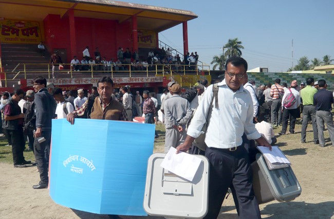 मतदानमा २ लाख २१ हजार कर्मचारी परिचालन