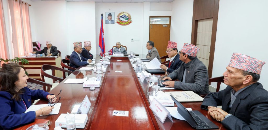 सिंहदरबारमा मन्त्रिपरिषद् बैठक सुरु